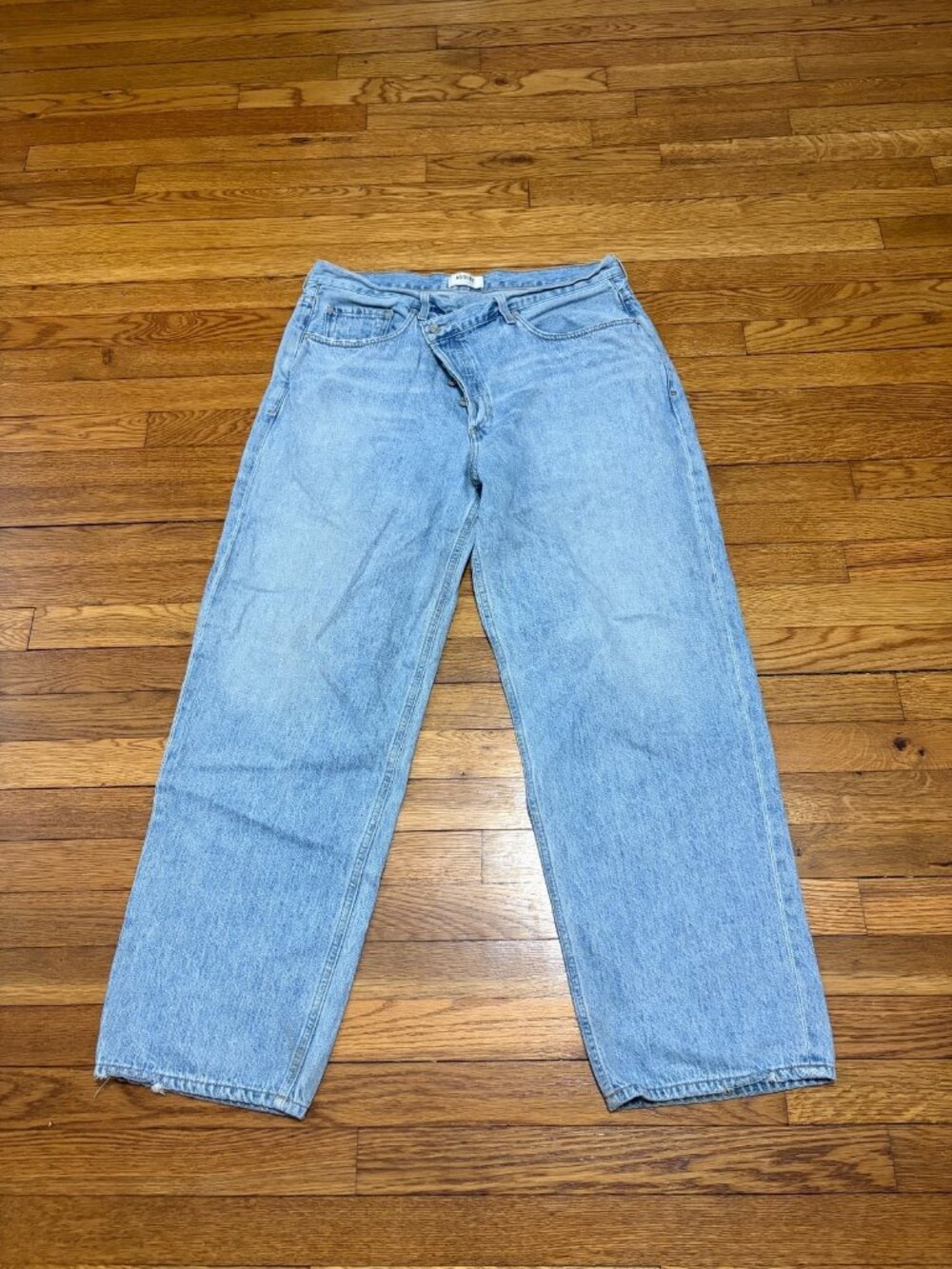AGOLDE Criss Cross Jeans High-Rise Light Wash Size 34 Asymmetric Button-Front
